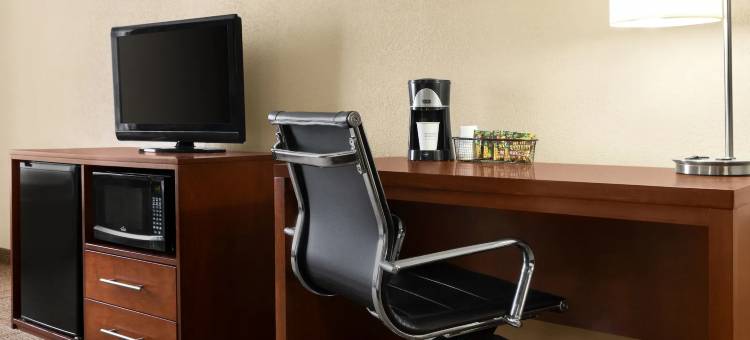 洛基山温德姆呗盟酒店(Baymont by Wyndham Rocky Mount)图片