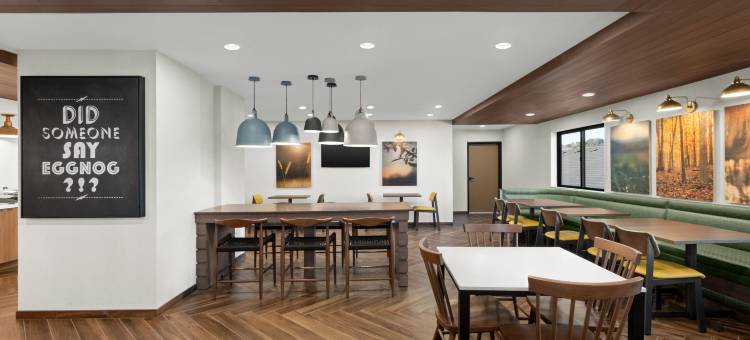 阿塔斯卡德罗万枫酒店(Fairfield by Marriott Inn & Suites Atascadero)图片