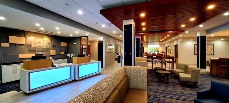 威尔斯奥贡基特肯尼邦克智选假日酒店(Holiday Inn Express Wells-Ogunquit-Kennebunk)图片