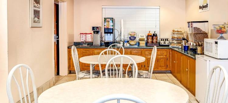 维拉里卡温德姆速 8 酒店(Super 8 by Wyndham Villa Rica)图片