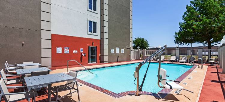 智选假日套房酒店达拉斯路易斯维尔(Holiday Inn Express & Suites Dallas Lewisville)图片