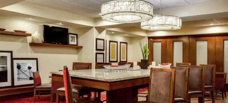 希尔顿欢朋酒店-奥索卡(Hampton Inn Ozark)图片