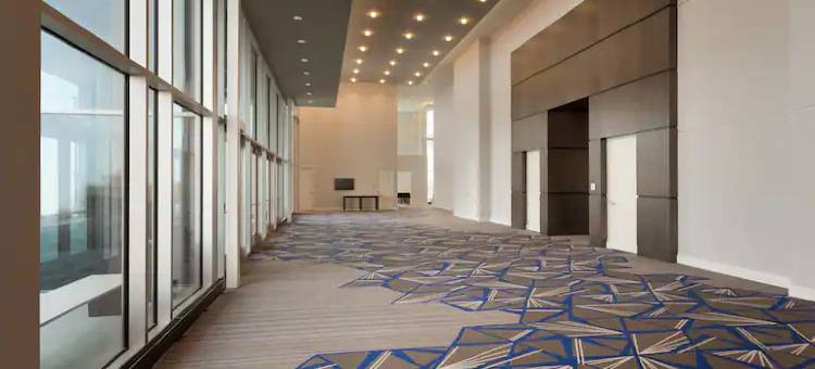 堪萨斯城奥拉西希尔顿安泊酒店(Embassy Suites by Hilton Kansas City Olathe)图片