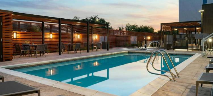 Courtyard Fresno Clovis图片