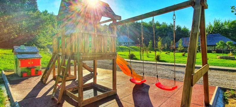 瓦特拉布瓦雷斯卡(Vatra Boiereasca)图片