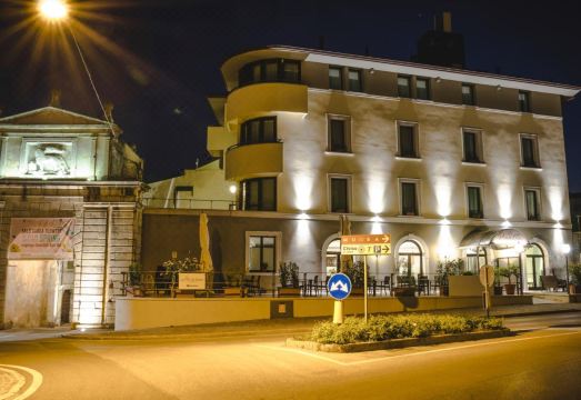 Rivalta Life Style HotelHotel Overview