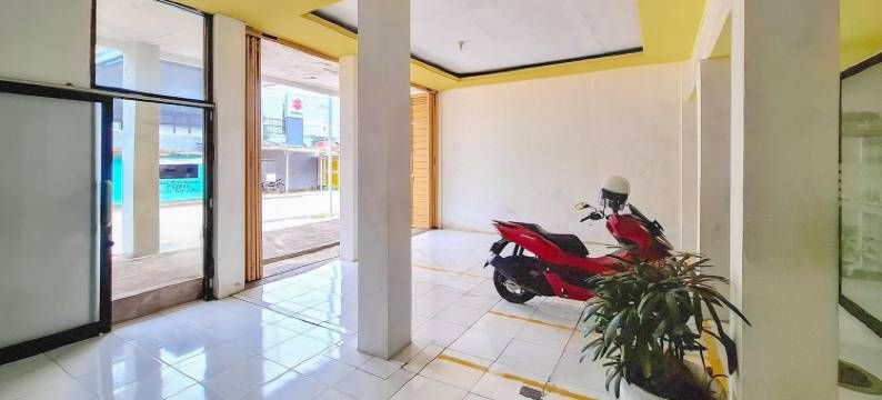 RedDoorz Syariah at Griya Wahid Alun Alun Batang图片