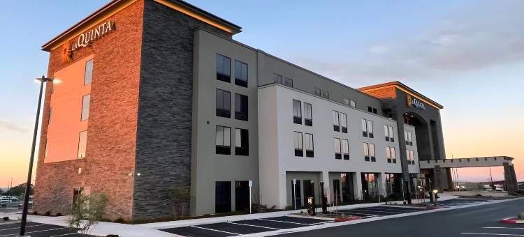 温德姆林肯拉昆塔温德姆酒店(La Quinta Inn and Suites by Wyndham Lincoln)图片