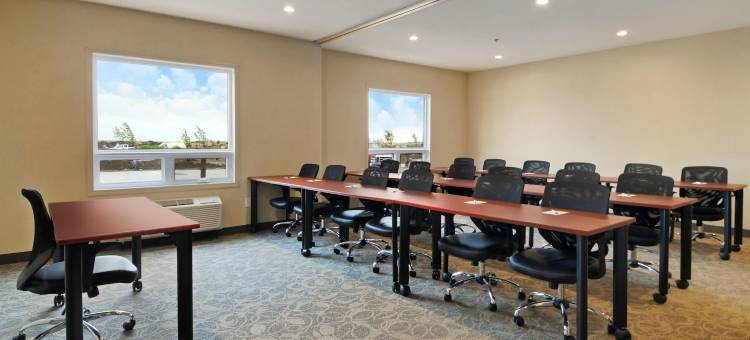 里贾纳机场西戴斯酒店(Days Inn by Wyndham Regina Airport West)图片