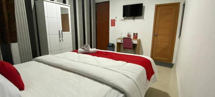 红多兹Plus酒店@拉瓦曼贡(RedDoorz Plus @ Rawamangun)图片