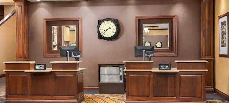 辛辛那提机场希尔顿逸林酒店(DoubleTree by Hilton Hotel Cincinnati Airport)图片