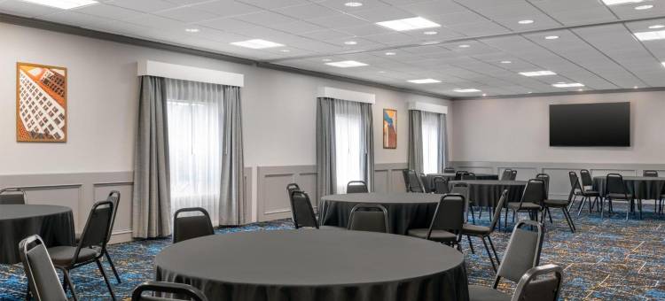 底特律绍斯盖特欢朋酒店(Hampton Inn Detroit/Southgate)图片