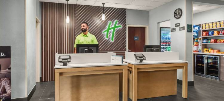 博塞尔假日酒店及套房(Holiday Inn & Suites Bothell)图片