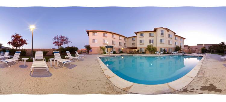 智选假日套房酒店曼特卡南 - 斯托克顿区(Holiday Inn Express & Suites Manteca City Center)图片