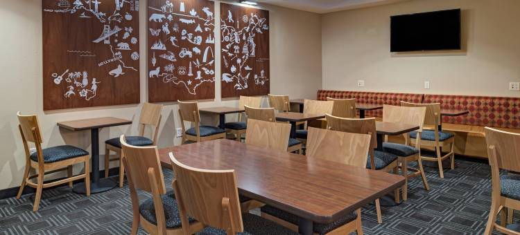 费耶特维尔十字溪TownePlace Suites酒店(TownePlace Suites by Marriott Fayetteville Cross Creek)图片