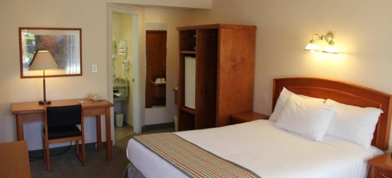 坎卢普斯Travelodge by Wyndham(Travelodge Kamloops)(Travelodge by Wyndham Kamloops)图片