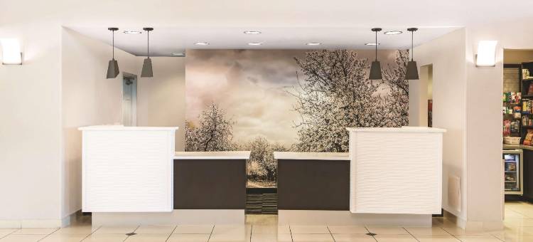 莫德斯托萨利达拉昆塔温德姆套房酒店(La Quinta Inn & Suites by Wyndham Modesto Salida)图片