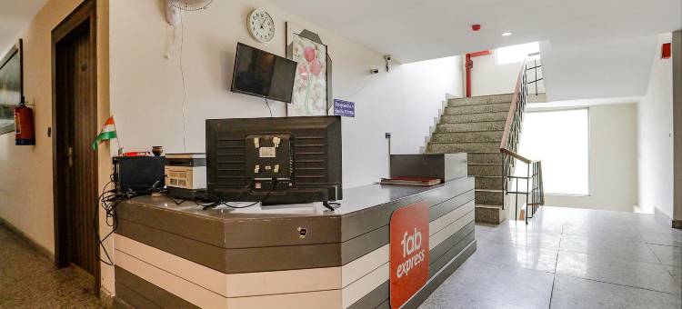 缤旅F9 58区酒店(Fabhotel F9 Sector 58)图片