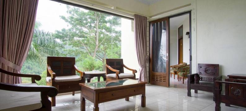 红多兹伊斯兰酒店-近纳加德湖(RedDoorz Syariah Near Ngade Lake)图片