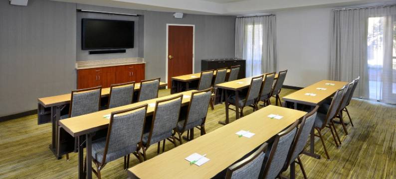 丹维尔万怡酒店(Courtyard by Marriott Danville)图片