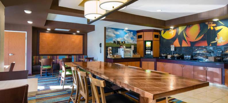 明尼苏达圣克劳德购物区AmericInn酒店(AmericInn by Wyndham St. Cloud MN Shopping Area)图片