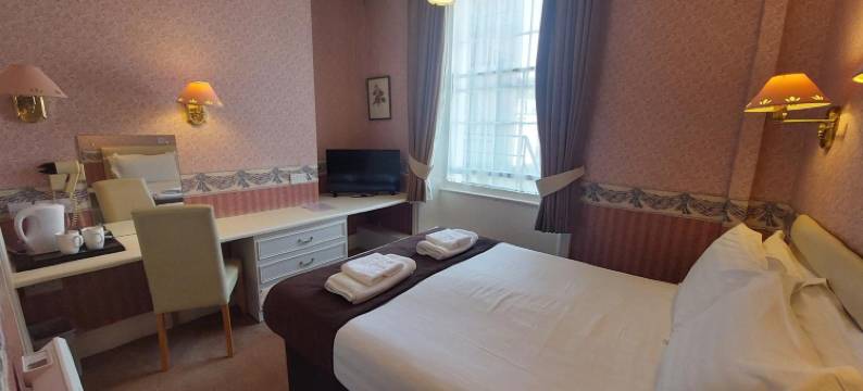 白石南酒店(White Heather Hotel)图片