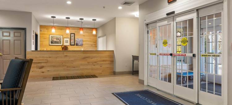 乡村酒店及套房酒店，由卡尔森，阿什维尔巴尔的摩广场(Country Inn & Suites by Radisson, Asheville at Asheville Outlet Mall, NC)图片