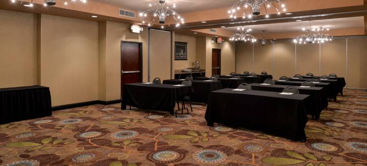 沃斯堡化石溪希尔顿逸林酒店(DoubleTree by Hilton Fort Worth Fossil Creek)图片