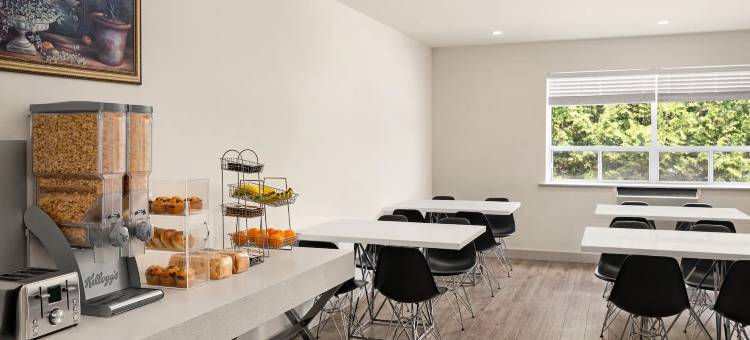 格雷文赫斯特豪生酒店(Howard Johnson by Wyndham Gravenhurst)图片