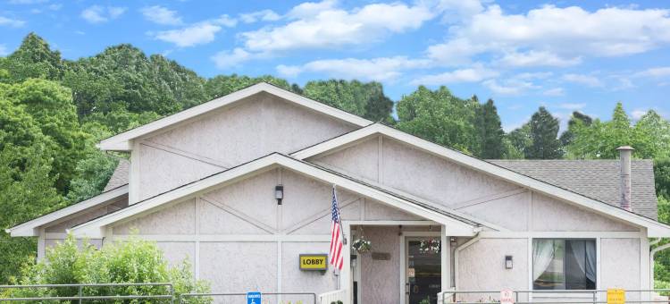 温德姆速8-匹兹堡PA机场/大学区(Super 8 by Wyndham Pittsburgh PA Airport/University Area)图片