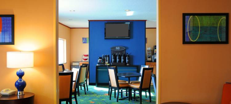 斯皮尔菲什万枫酒店及套房(Fairfield Inn & Suites Spearfish)图片