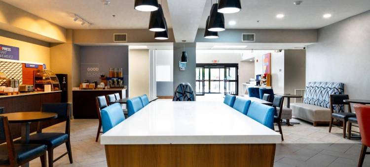 海华希智选假日酒店&套房(Holiday Inn Express & Suites Hiawassee)图片