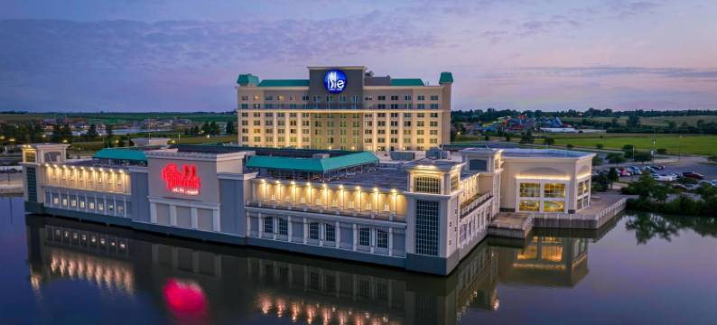 滑铁卢岛娱乐场酒店 - 凯撒奖励计划的凯悦悠选(Isle Casino Hotel Waterloo- A Caesars Rewards Destination)图片