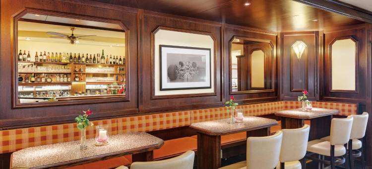 摩托斯波特酒店(Motorsport Hotel)图片