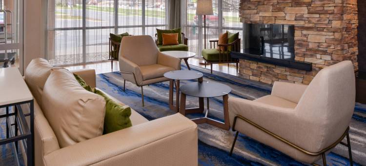 锡达拉皮兹万枫酒店及套房(Fairfield Inn & Suites Cedar Rapids)图片