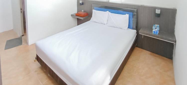 班查尔巴鲁近Q-Mall红多兹伊斯兰酒店(RedDoorz Syariah Near Q-Mall Banjarbaru)图片