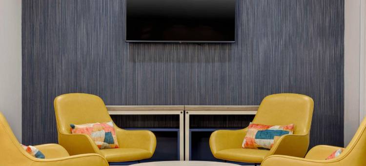 纽康麦斯敦希尔顿斯帕克酒店(Spark by Hilton Newcomerstown)图片