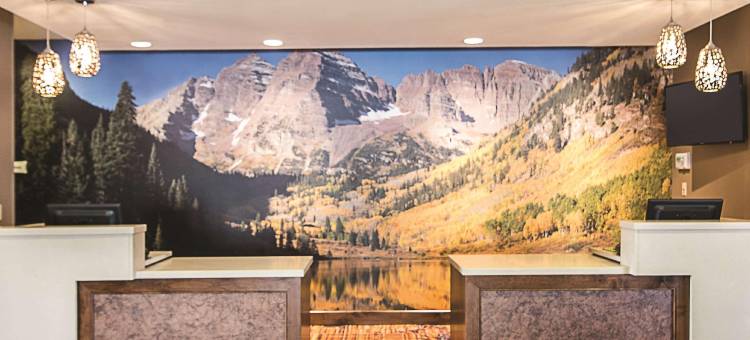 杜兰戈拉昆塔温德姆套房酒店(La Quinta Inn & Suites by Wyndham Durango)图片