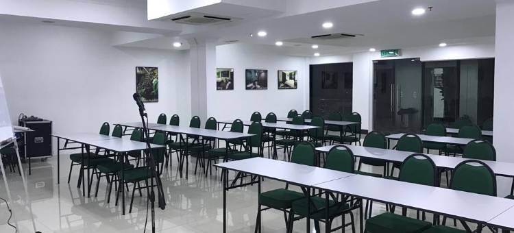陆佑埃克斯普罗尔H精品酒店(H Boutique Hotel Xplorer Loke Yew)图片