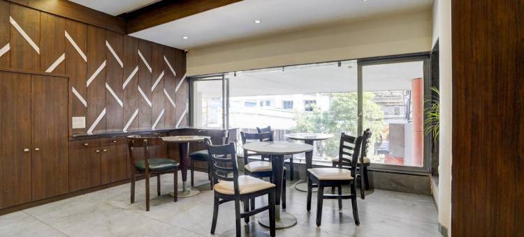 瓦多达拉火车站联排别墅(Super Townhouse Vadodara Railway Junction Formerly Hotel Unique)图片