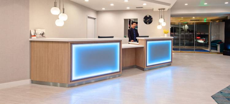 好莱坞星光大道智选假日酒店及套房(Holiday Inn Express & Suites Hollywood Walk of Fame)图片