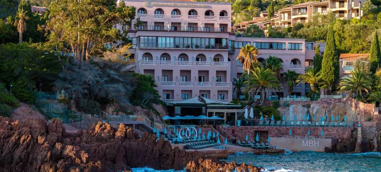 美丽华皇冠海滩度假酒店(Tiara Miramar Beach Resort)图片