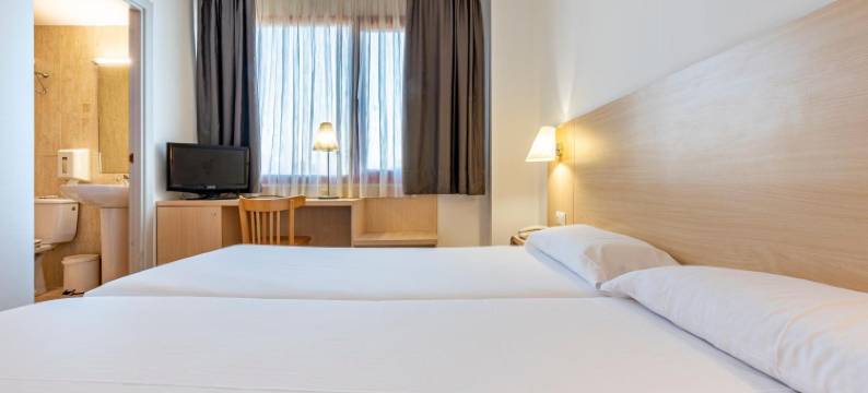 基础酒​​店(Hotel Basic)图片