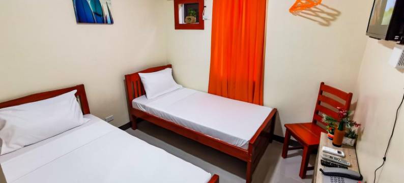 市中心套房酒店(Downtown Suites)图片