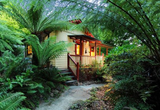 Como Cottage AccommodationHotel Overview