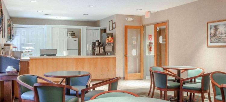 东诺克斯维尔伊克诺旅馆及套房(Econo Lodge Inn & Suites East)图片