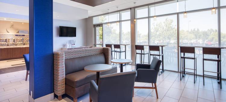 Holiday Inn Express & Suites Chico图片