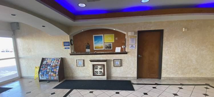 克利本戴斯套房酒店(Days Inn & Suites by Wyndham Cleburne TX)图片