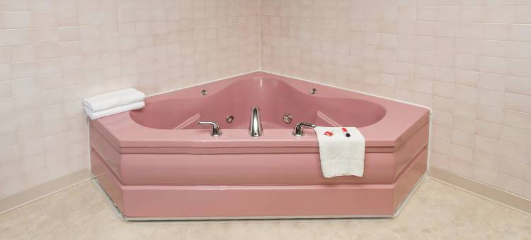 阿纳莫萨IA速8酒店(Super 8 by Wyndham Anamosa IA)图片