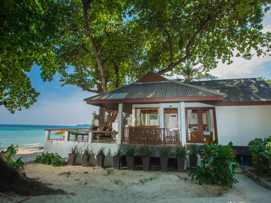 苏梅岛查汶海滩长滩小屋度假村